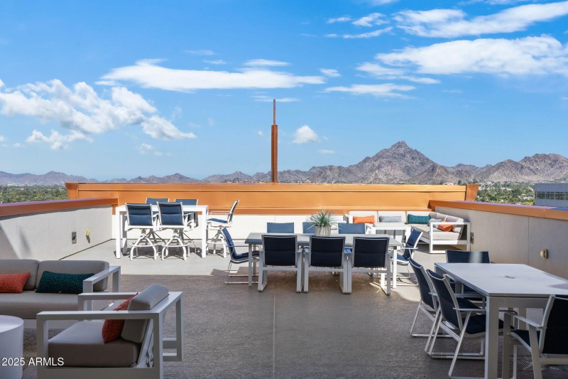 NORTH SIDE ROOFTOP