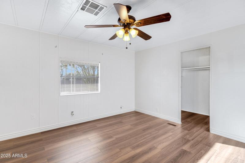 7646 E Gale Ave-17
