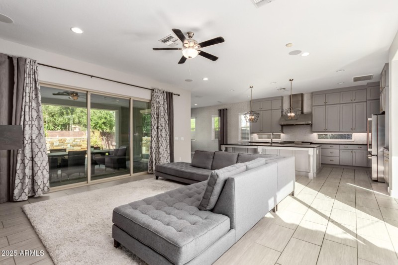 14 RedCliffe