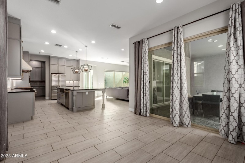 20 RedCliffe