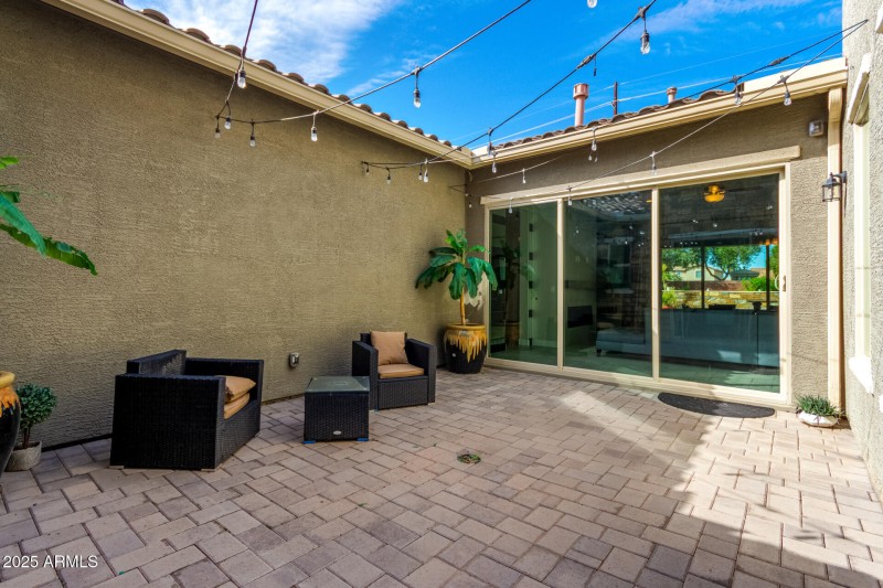 48 RedCliffe