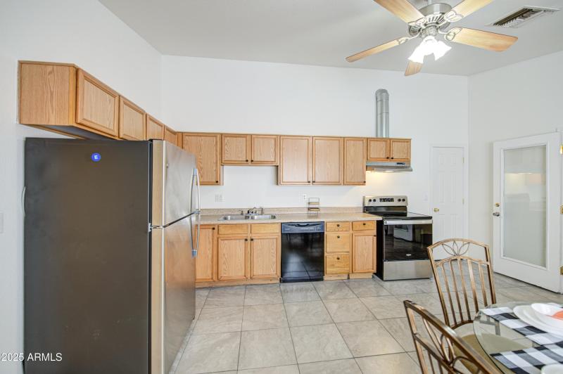 Kitchen 2