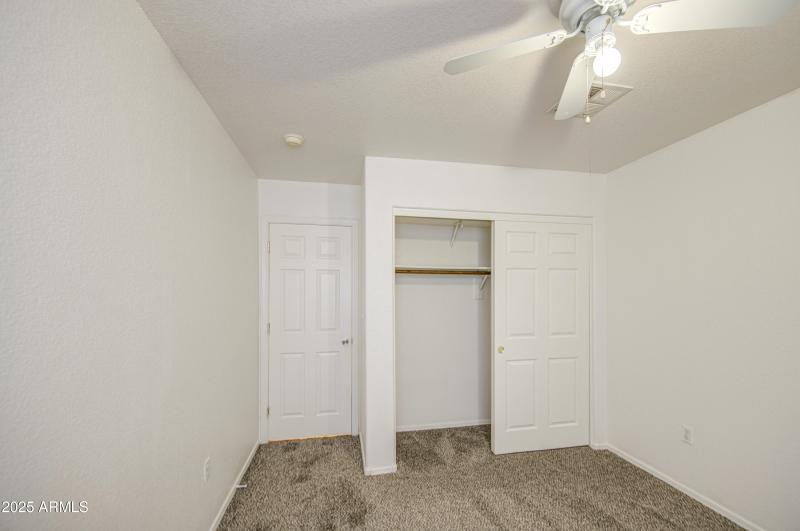 Bedroom 2-pic 2
