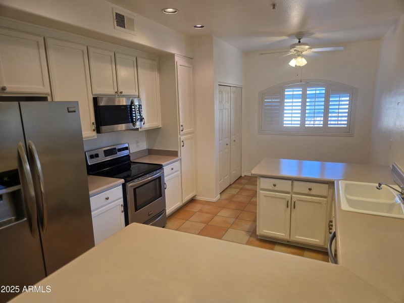 Kitchen2
