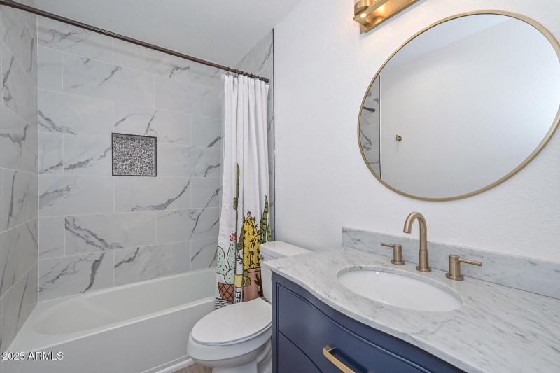 Guest Bath 2