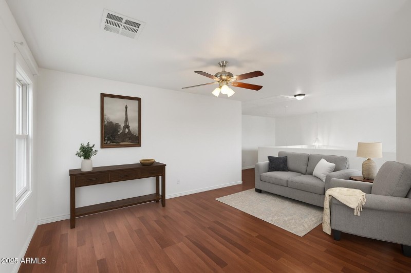 5c178a65-6fc8-457a-91a3-5dd9e722c2b3