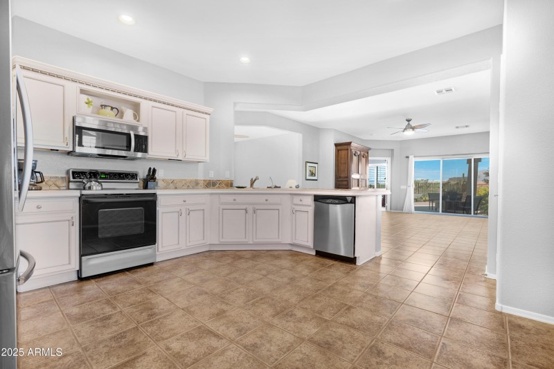 Kitchen 4
