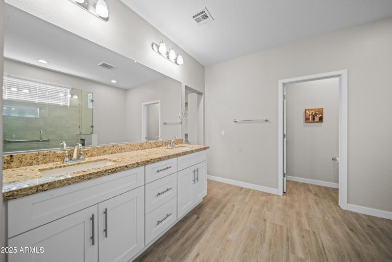 1930 Ringo Rd 00024
