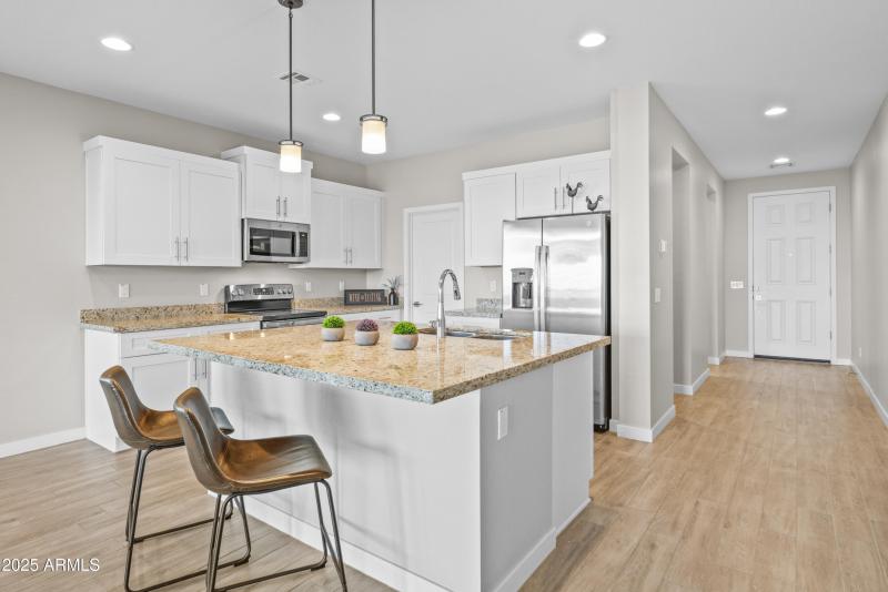 1930 Ringo Rd 00037