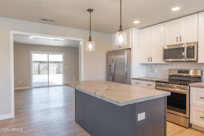 Kitchen (3)