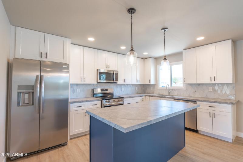 Kitchen (1)