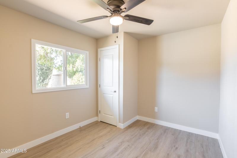 Bedroom 1 (2)