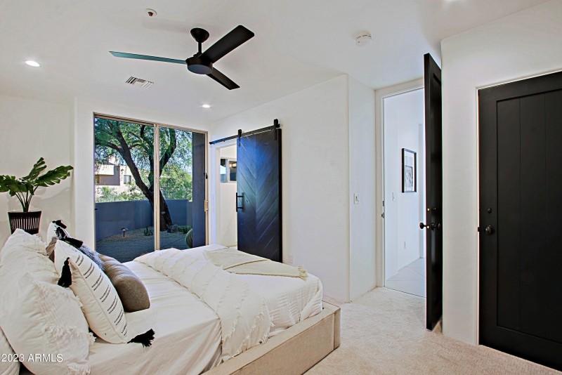 2nd Bedroom Suite 2