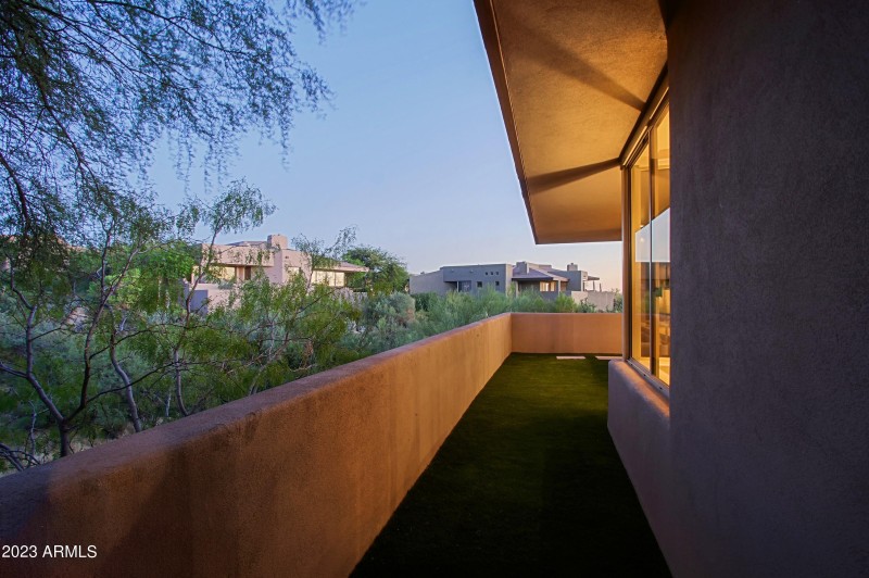 Backyard 25