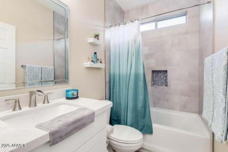 Bathroom2