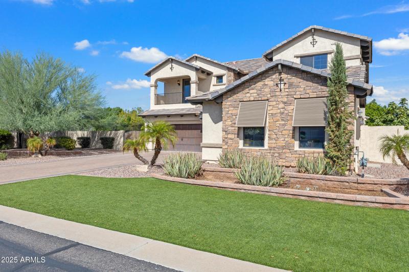 2448 E Amber Ct-3