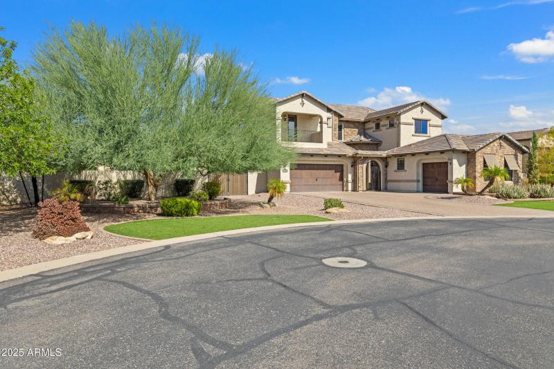 2448 E Amber Ct-5
