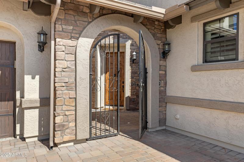 2448 E Amber Ct-7