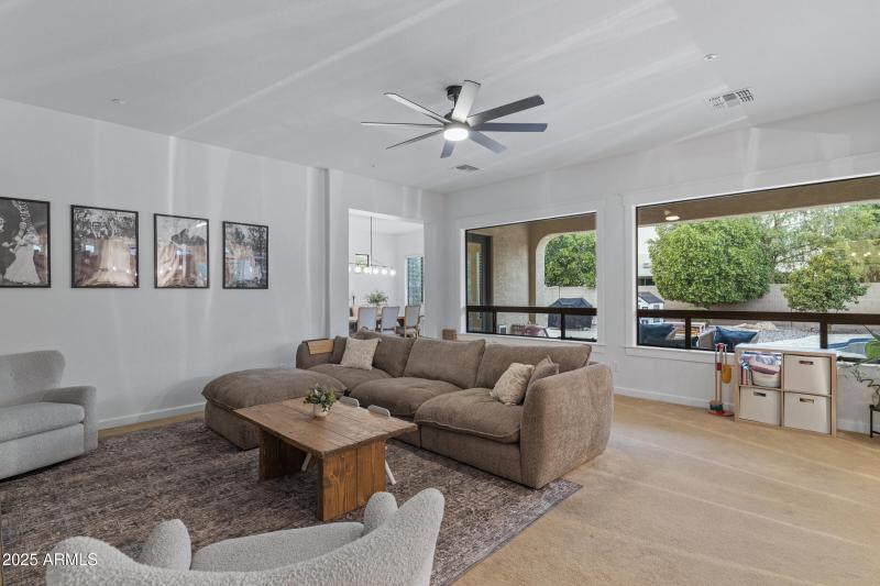 2448 E Amber Ct-14