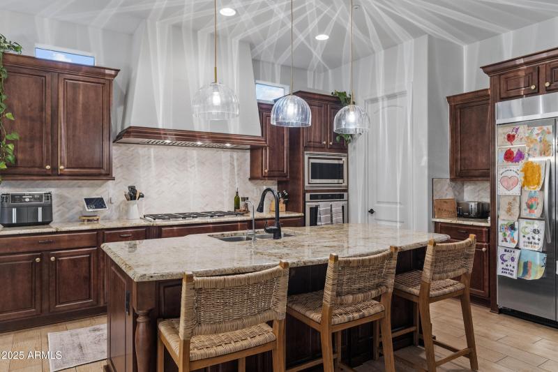 2448 E Amber Ct-18