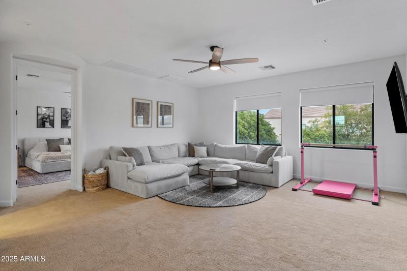 2448 E Amber Ct-37