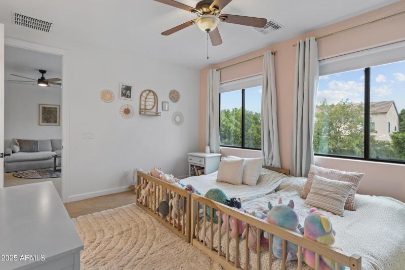 2448 E Amber Ct-40