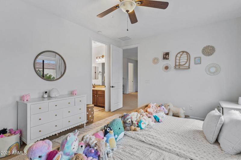 2448 E Amber Ct-41