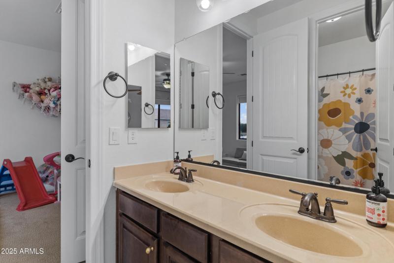 2448 E Amber Ct-42