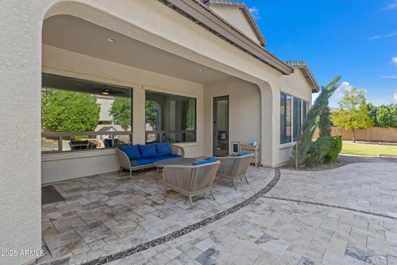 2448 E Amber Ct-63