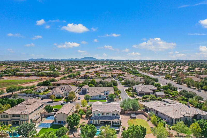 2448 E Amber Ct-83
