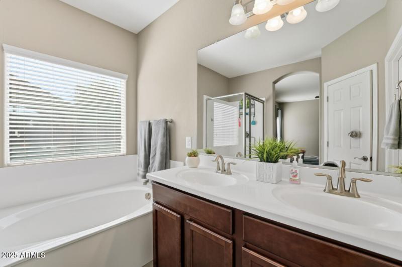 1471 W Hoptree Ave-16