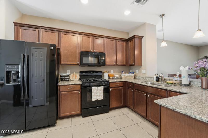 1471 W Hoptree Ave-17