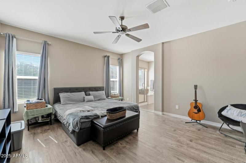 1471 W Hoptree Ave-14