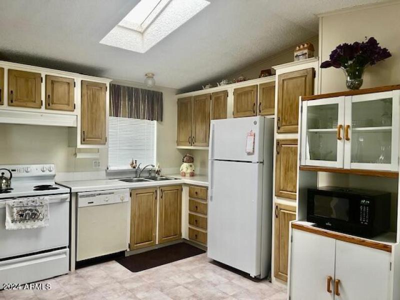 Bright Kitchen