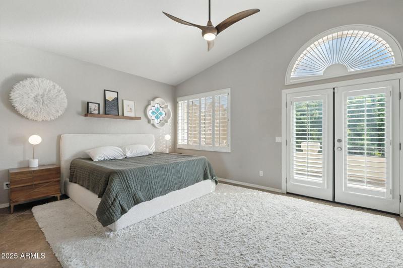 5019 E La Mirada Way