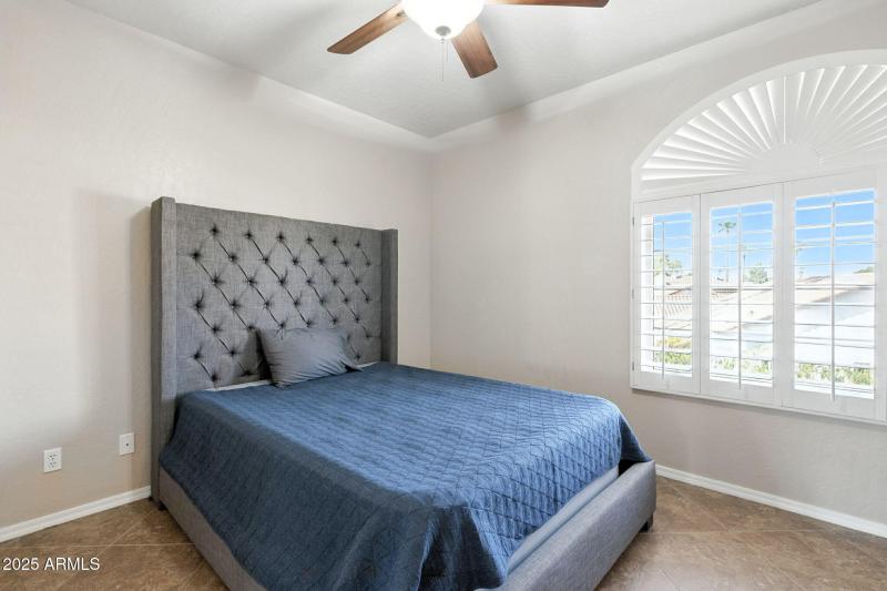 5019 E La Mirada Way