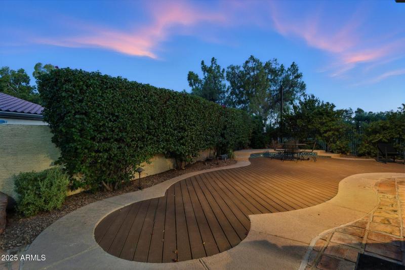 5019 E La Mirada Way