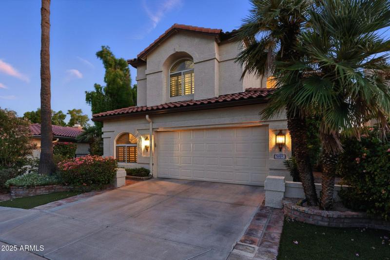 5019 E La Mirada Way