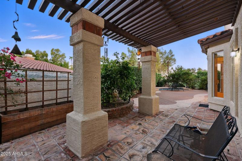 5019 E La Mirada Way