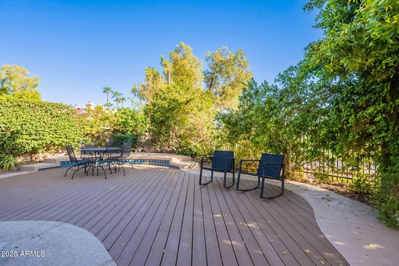 5019 E La Mirada Way