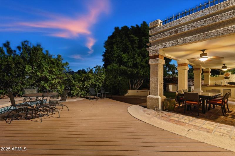 5019 E La Mirada Way