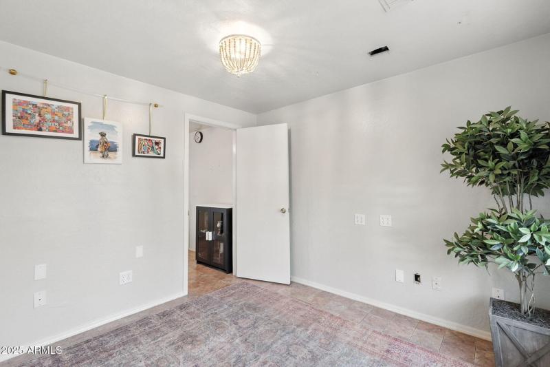 5019 E La Mirada Way