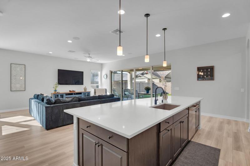 12-web-or-mls-Mayberry-14