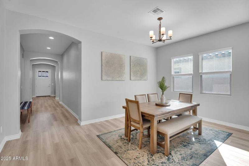 15-web-or-mls-Mayberry-9