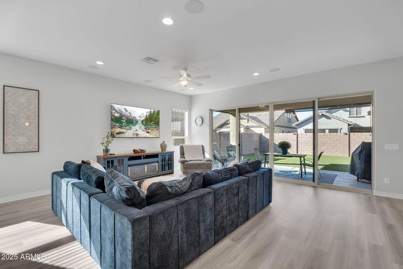 4-web-or-mls-Mayberry-4