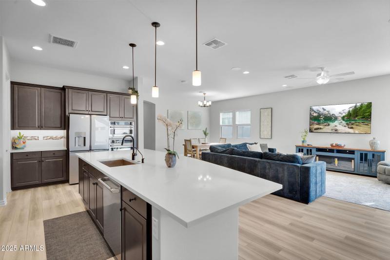 10-web-or-mls-Mayberry-12