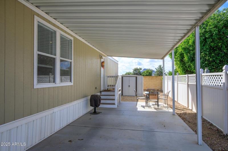 1635 E Libby-4