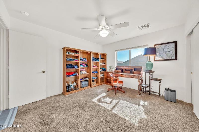 12119 W Dahlia Dr-19