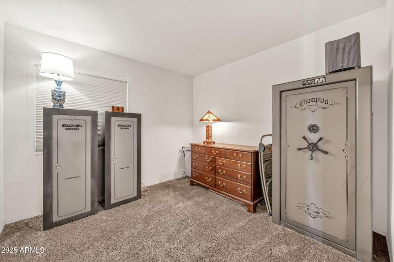 12119 W Dahlia Dr-22