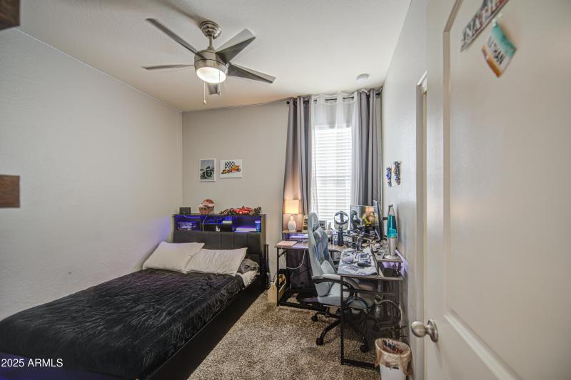 Bedroom 4-pic 1